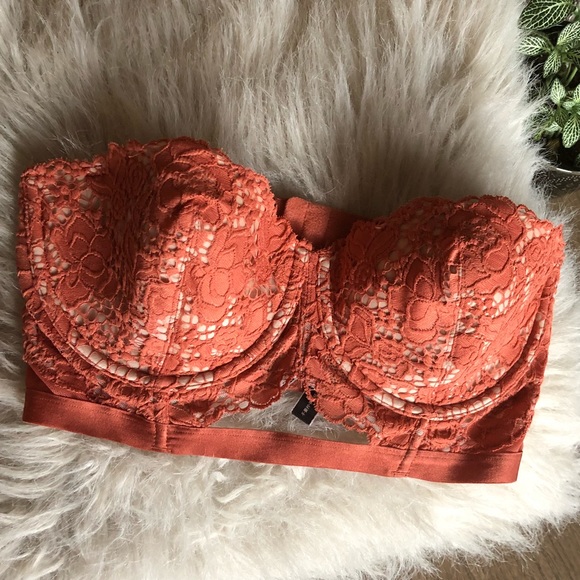 Victoria's Secret Other - NWOT VS bustier 🔥